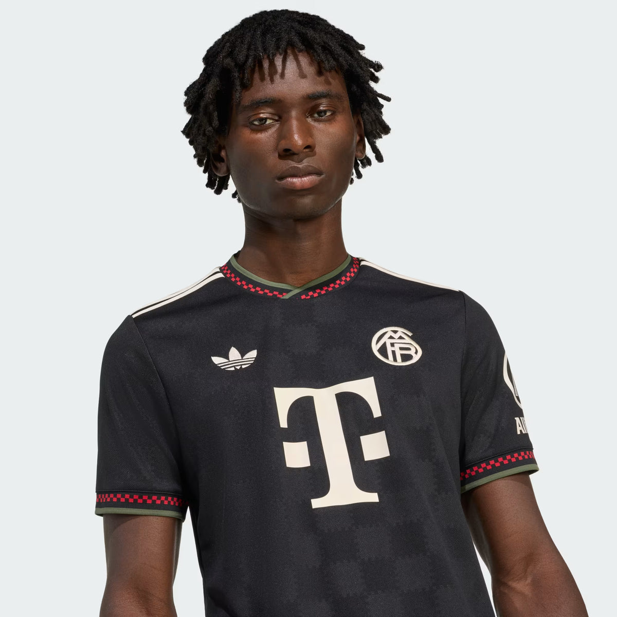 BAYERN MUNICH (2025/2026) - 3ème Maillot